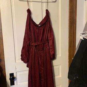 Dress Day: Satin maxi dress size medium